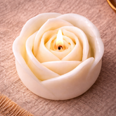 Rose Shape Soy Wax Candle – Elegant Floral Decorative Candle for Home & Gifting (White)