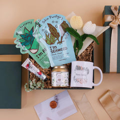 Cozy Corner Gift Box